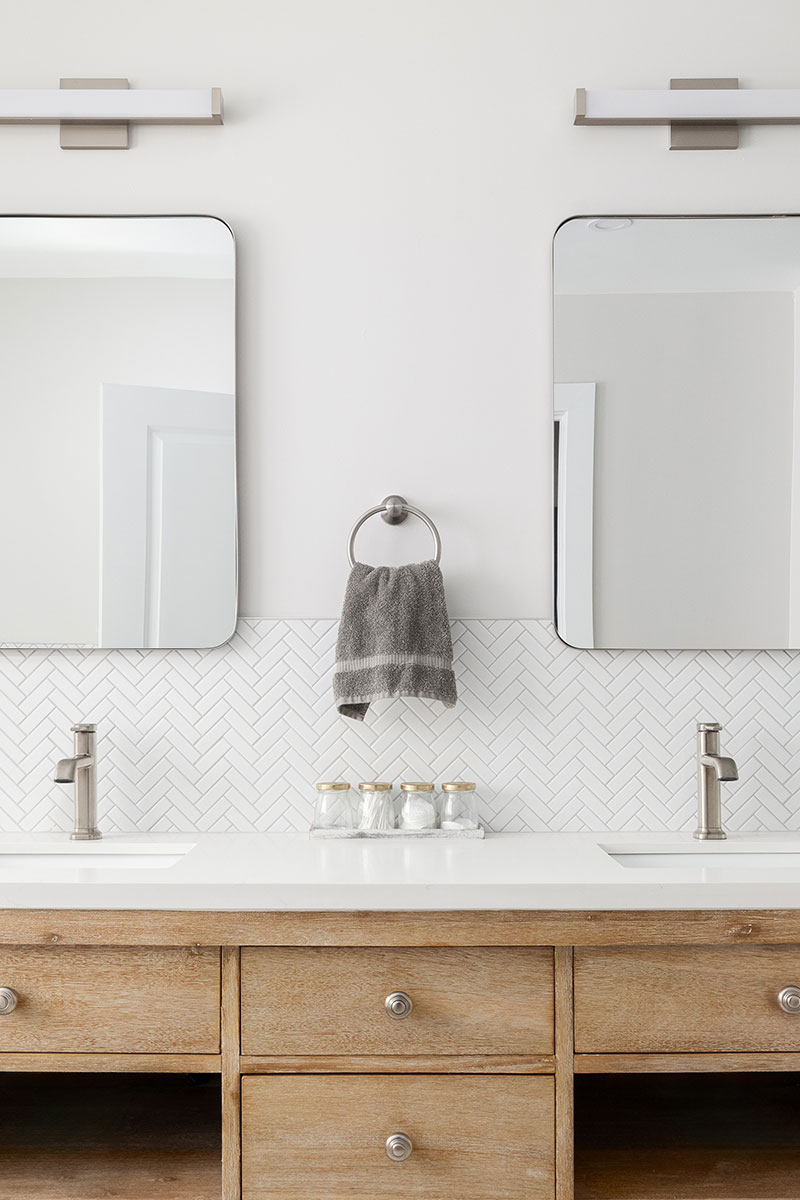 bathroom backsplash tiles installation